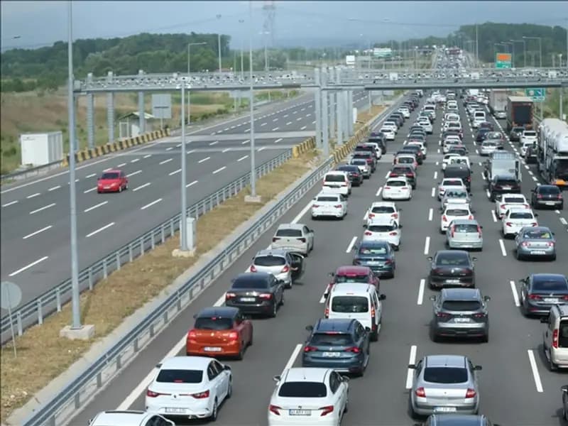 Ramazan Bayramı'nda Yola Çıkacaklara Araç Bakım Uyarısı