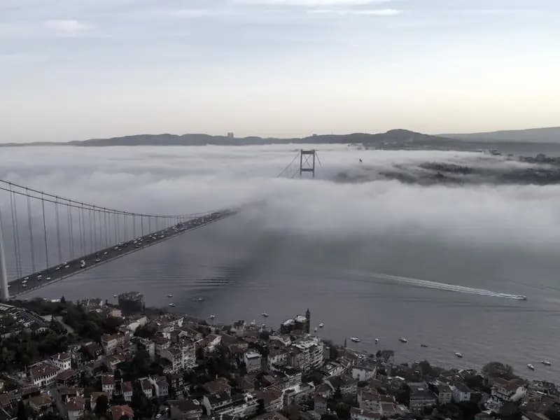 İstanbul Boğazı'nda Gemilere Trafiğe Kapatıldı