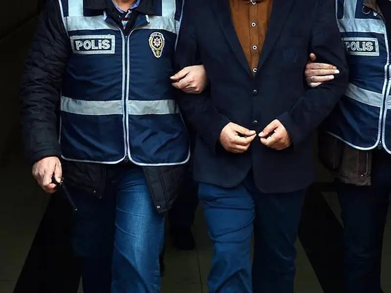 FETÖ'ye 27 İlde Düzenlenen Operasyonda 47 Şüpheli Tutuklandı