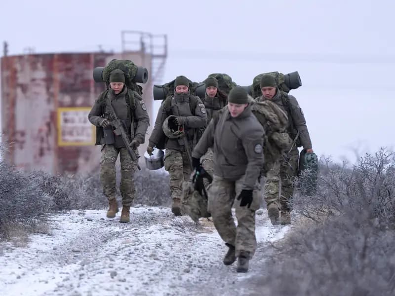 Grönland'da Askeri Sevkiyat: Tatbikat Gerçek Operasyona Dönüştü