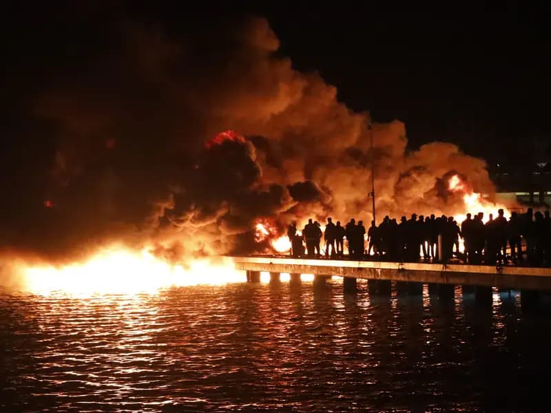 Bodrum'da Milyonluk Motoryatlar Alev Alev Yandı