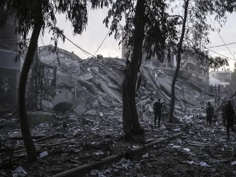 İsrail'in Gazze saldırıları devam ediyor: 8 ölü