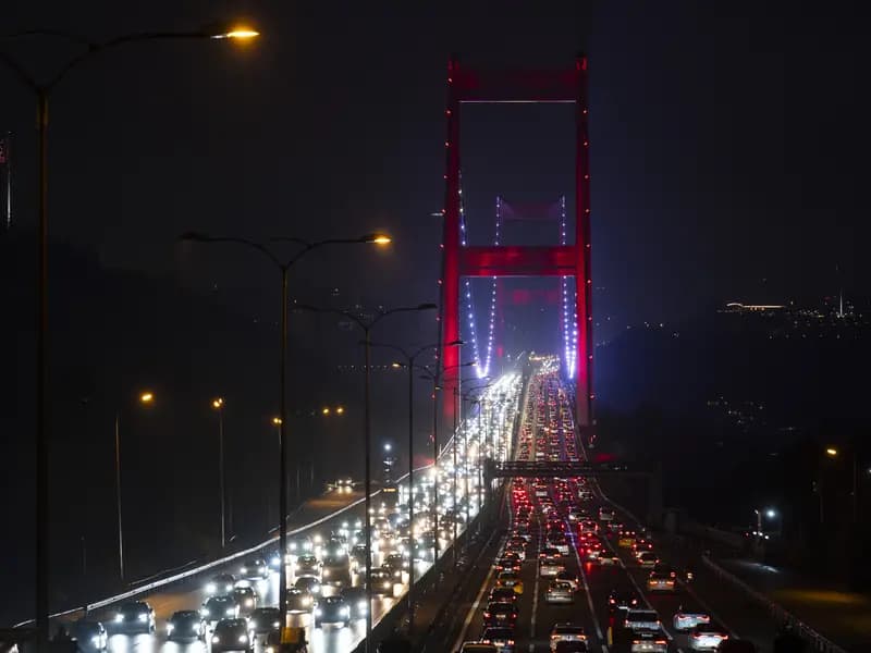 İstanbul'da Bayram Trafiği: Yoğunluk Gece Yarıda Yüzde 62'ye Ulaştı