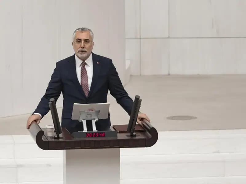 Bakan Işıkhan: Çalışanların refahı ve işverenlerin rekabeti için önemli adımlar atılacak