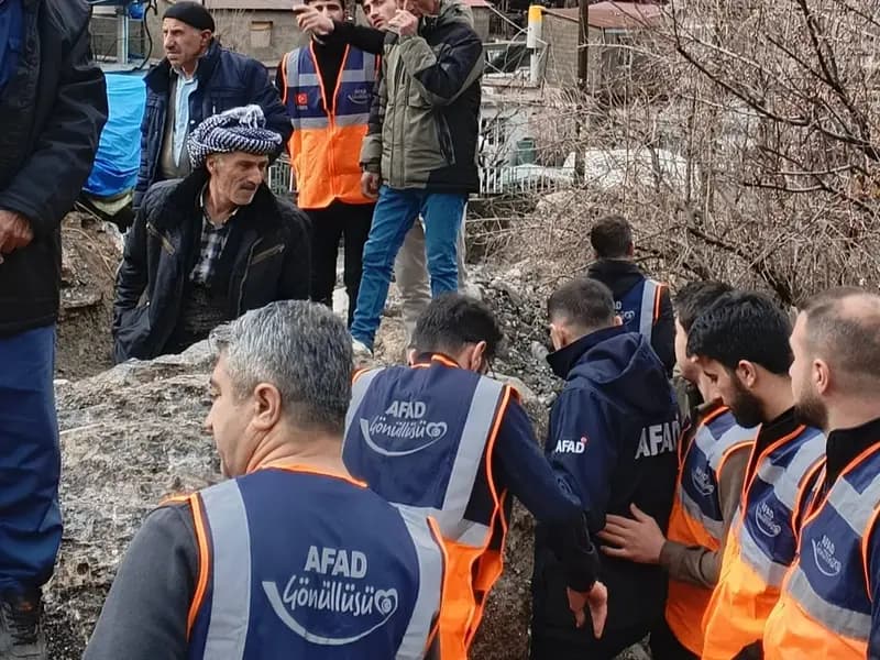 Şırnak'ta Sağanak Yağış, Hayatı Olumsuz Etkiledi