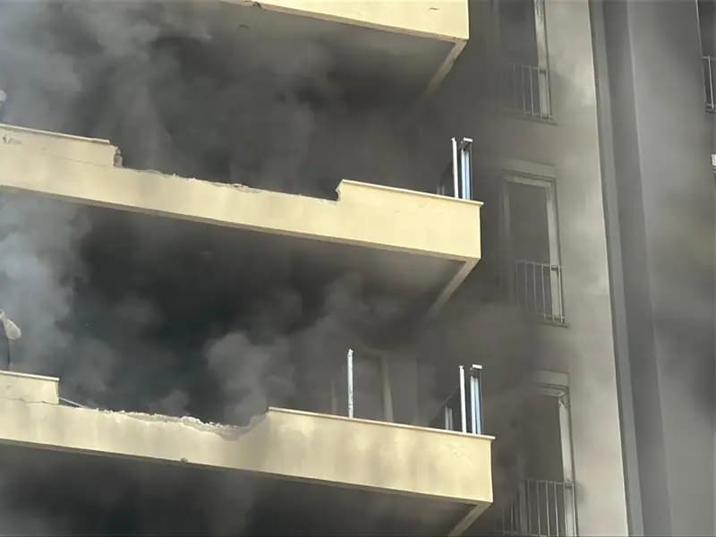 Antalya'da Otelde Çıkan Yangın Paniğe Neden Oldu