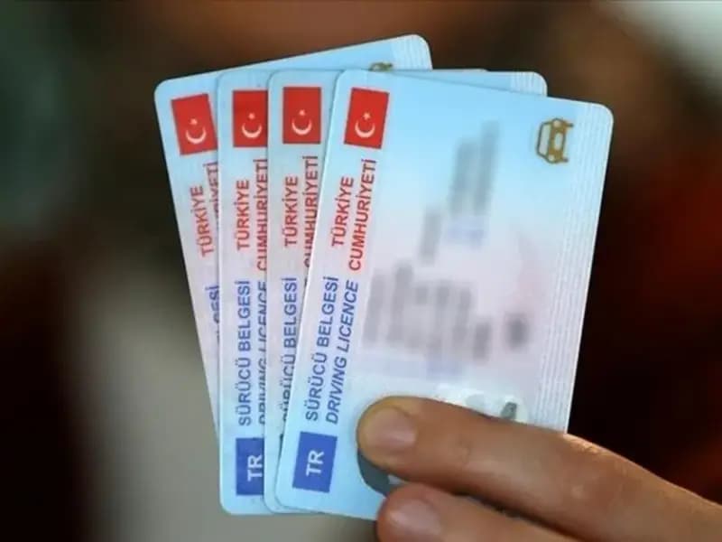 Son Dakika: Bakan Yerlikaya Duyurdu! Ehliyet İçin Süre Uzatıldı