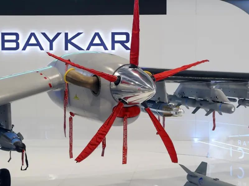 Baykar, İtalyan havacılık devi Piaggio Aerospace'i satın aldı