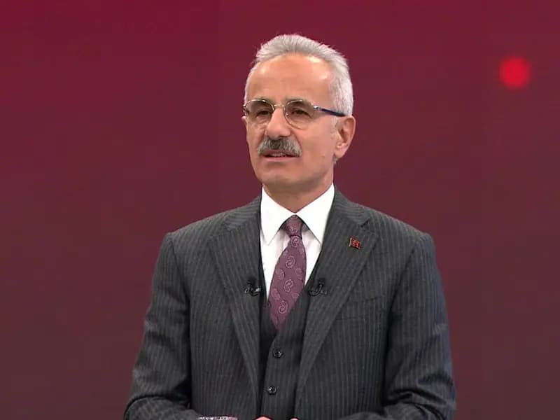 Bakan Uraloğlu: Sosyal medyaya düzenleme hazırlığı