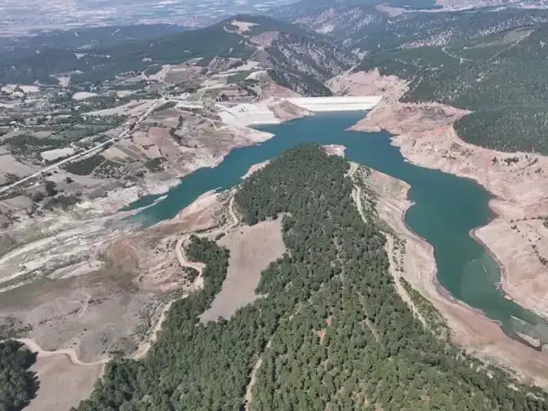 Denizli'de Su Tasarrufu Alarmı: Su Seviyesi Yüzde 23'e Düştü!