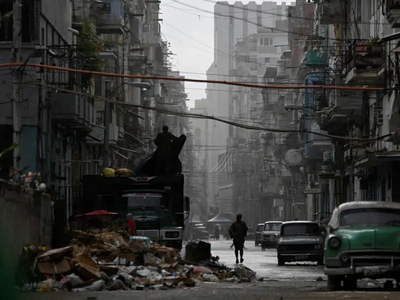 Rusya, Küba'ya Yüz Binlerce Varil Petrol Sevkıyatı Yapıyor