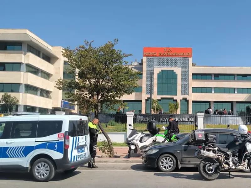 Kepez Kaymakamlığı'nda Silah Sesleri: Olayın Detayları