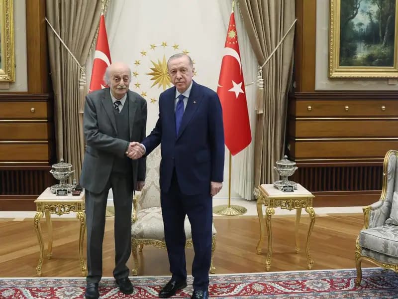 Lübnan'da Dürzi lider Canbolat'tan Türkiye'ye övgü