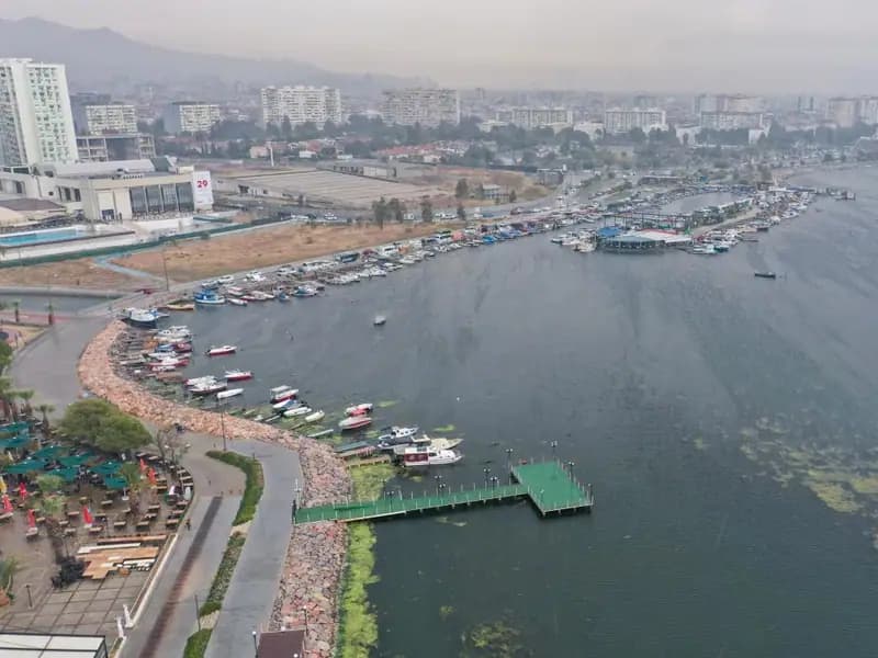 İzmir Körfezi'ndeki Kirlilik Sorumluları Hakkında Soruşturma Başlatıldı