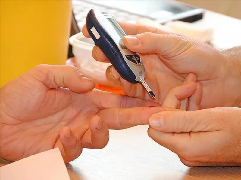 Diyabet Hastaları İçin Yeni Bir Teknoloji: Anlık Şeker Takibi