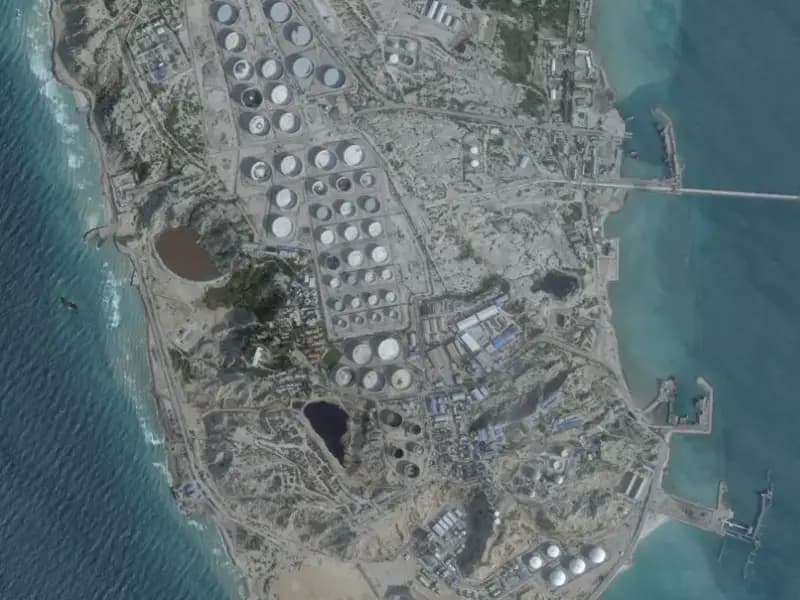 Hark Adası İşgali: Hürmüz Boğazı'nın Anahtarı mı?