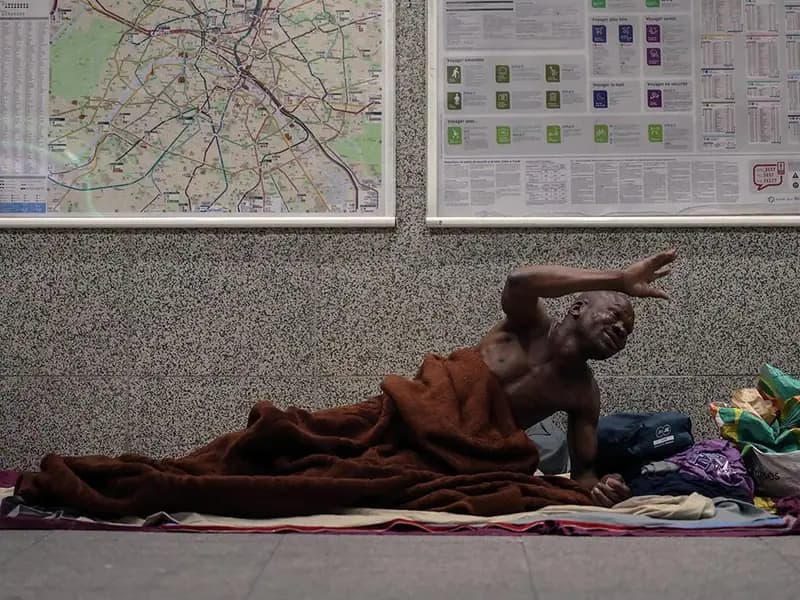 Avrupa'da Evsizlik Sorunu Kontrolden Çıkıyor