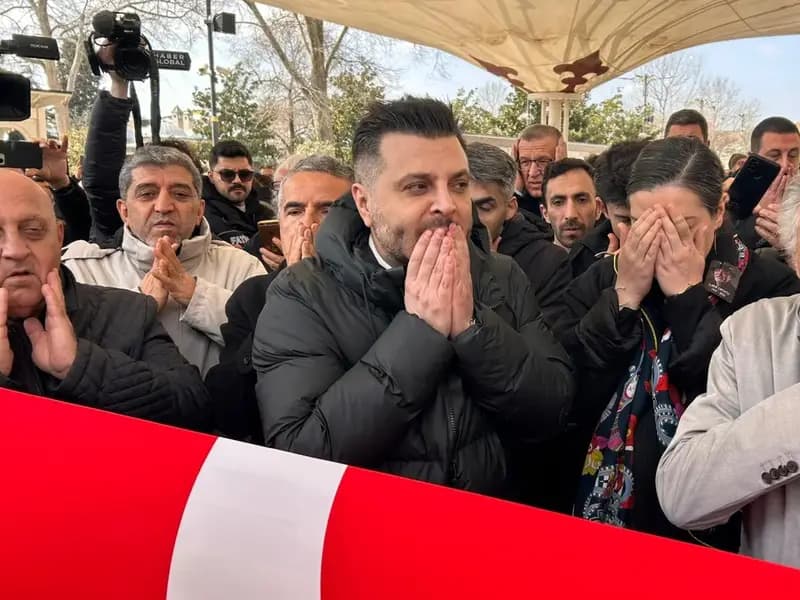 İlber Ortaylı İçin Fatih Camii'nde Son Veda Töreni Düzenlendi