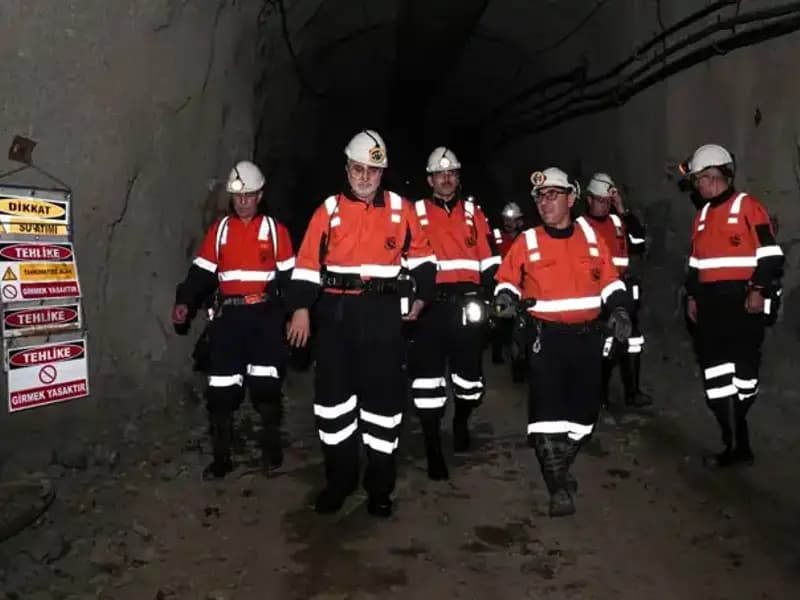 Bakan Işıkhan, Altın Madenleri Ziyaretiyle Yatırım Stratejilerini Gözden Geçirdi