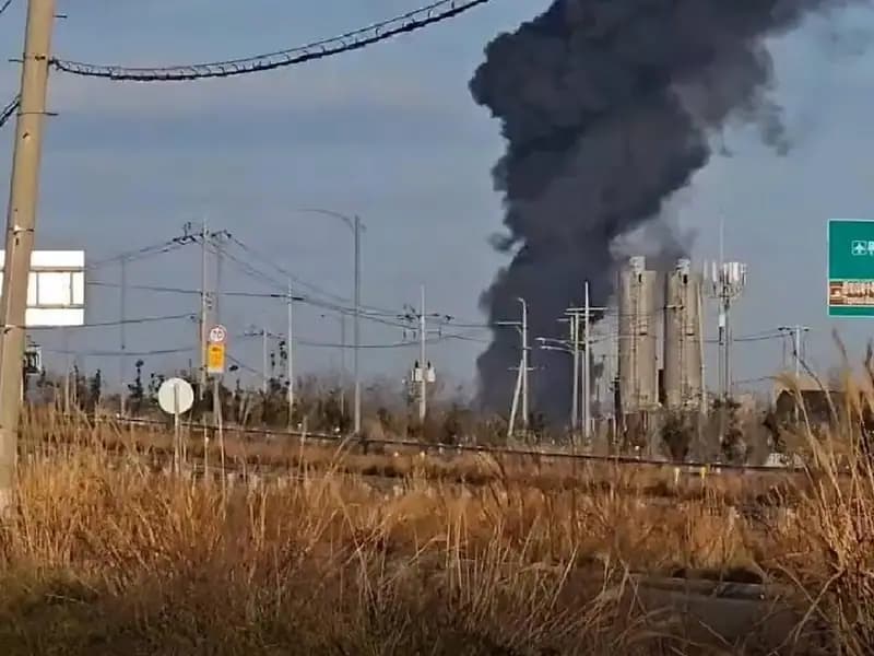 Güney Kore'de Yolcu Uçağı Kaza Yaptı: 85 Ölü
