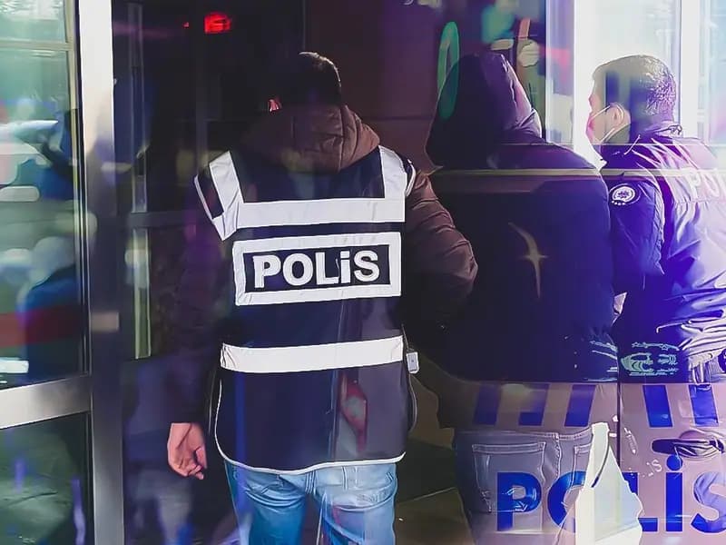 43 ilde terör örgütü PKK/KCK'ya operasyon: 240 gözaltı