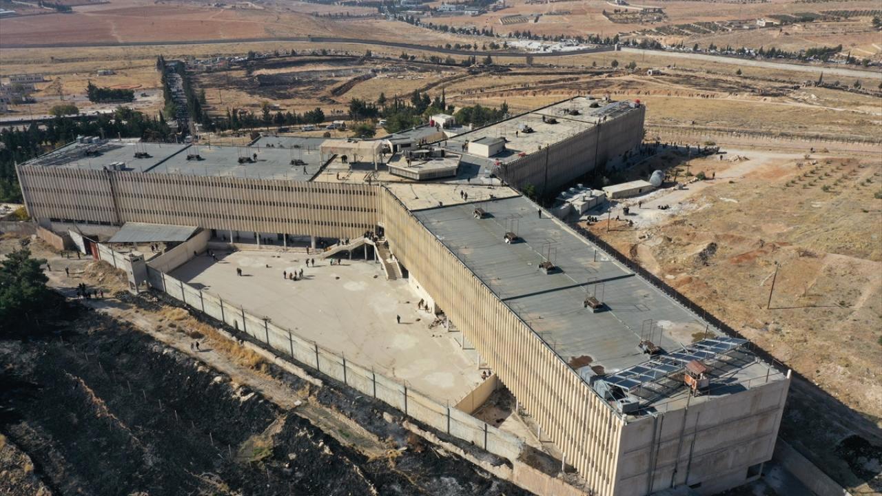 Esedin Sednaya Hapishanesi'nde İnsan Mezbahanesi