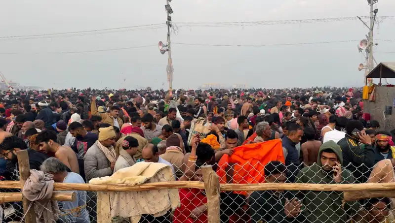 Hindistan’daki Dini Festivalde Trajik İzdiham: En Az 6 Ölü