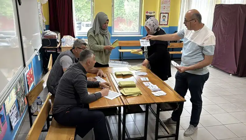 Türkiye'de 405 Mahalle ve Köyde Ara Seçim Heyecanı: Yeni Muhtarlar Belirlendi
