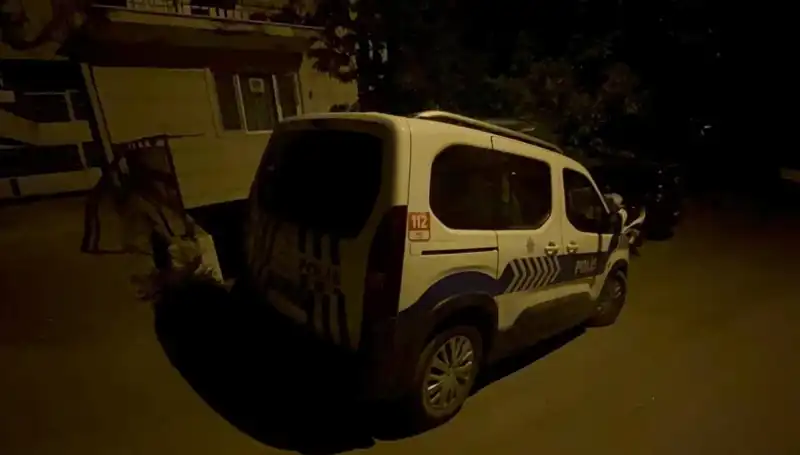 Bursa'da Dehşet Anı: Amca Yeğenini Erkek Arkadaşıyla Yakaladı ve Bıçakladı