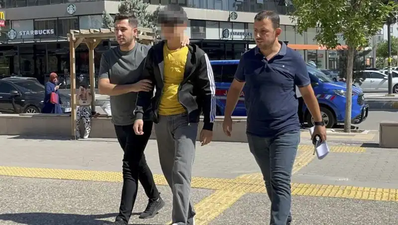 Tartışmanın Sonuçları: Ağabeyini Bıçaklayan Genç Tutuklandı