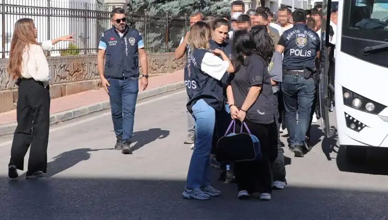 Türkiye'de 6 İlde Escorts Dolandırıcılığı: 12 Milyonluk Bir Vurgun Ortaya Çıktı