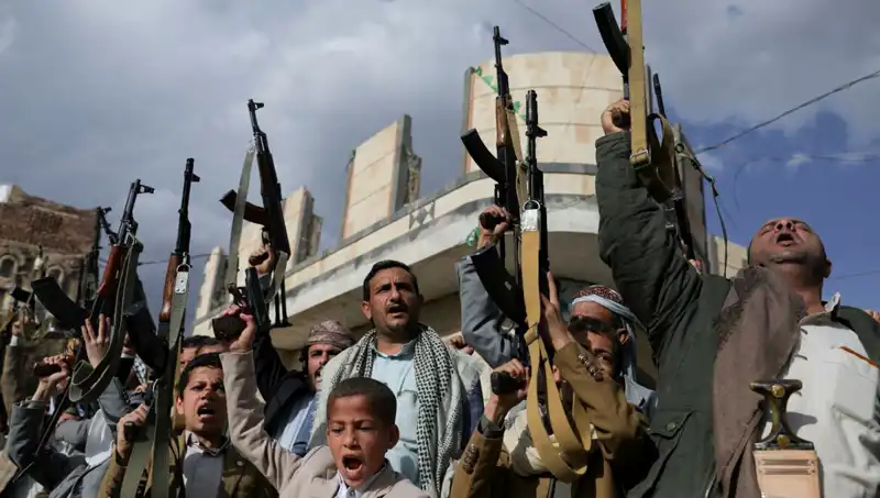 Husi İsyancıların Yemen’de Kara Harekatına Hazırlandığı İddiası Dikkat Çekiyor