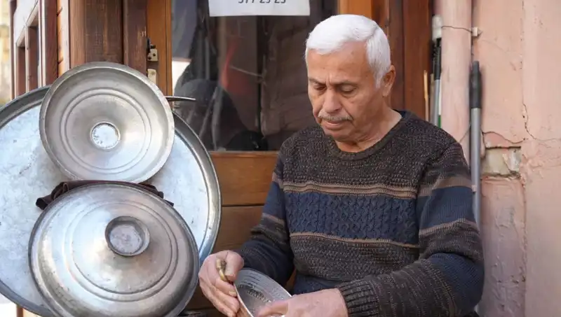 Zamanla Yıpranan Meslekler: Unutulmaya Yüz Tutmuş Meslekler ve Geleceği