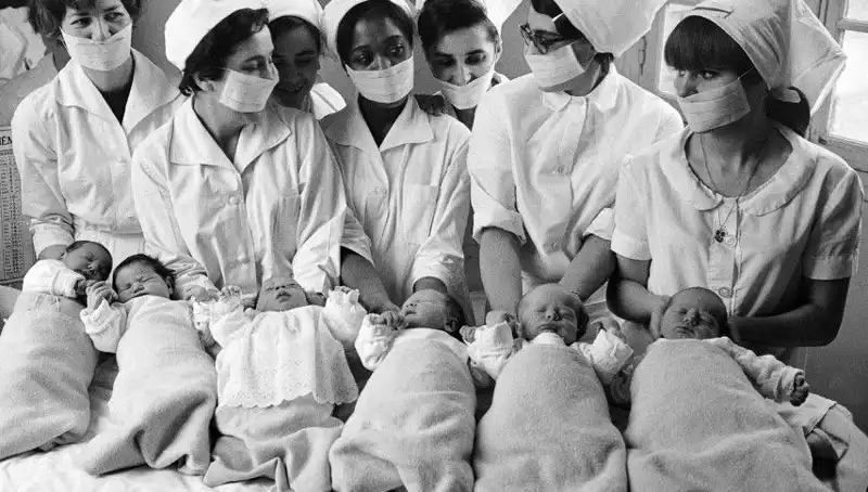 70 Yıl Sonra Kayıp Kardeşiyle DNA Testiyle Tanıştı
