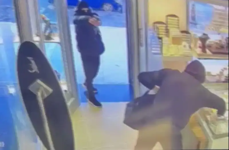 Ümraniye'de Maskeli Soygun Girişimi: Olayın Ardından Yaşananlar