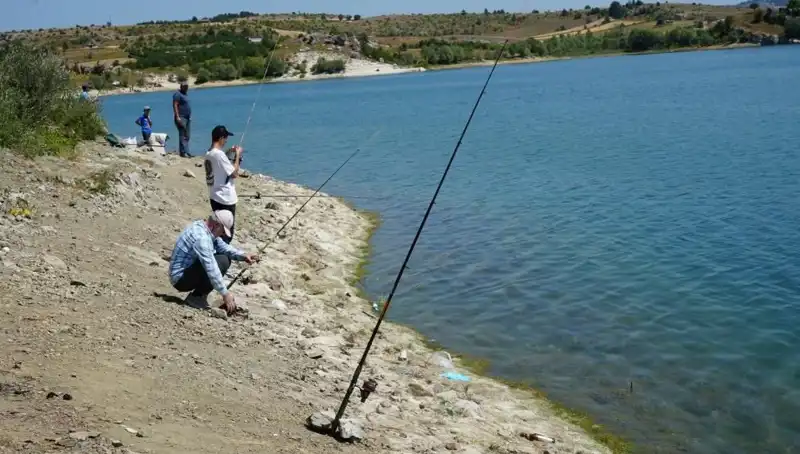 Kafeslerdeki Dönüşüm, Vatandaşların Barajı Ziyaretine Yol Açtı