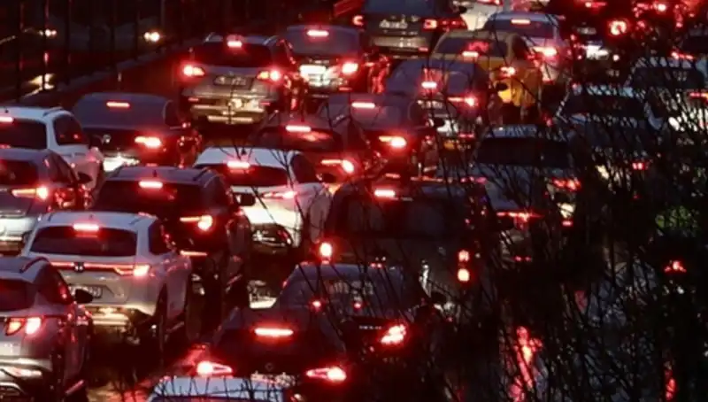 İstanbullular için Dikkat Çekici Uyarı: Ankara Yolu 12 Saat Trafiğe Kapalı!