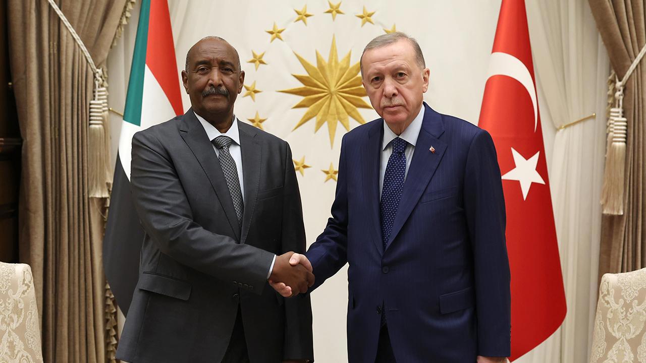 Türkiye, Sudan ile BAE Arasındaki İlişkilerde Arabuluculuk Rolü Üstlenebilir