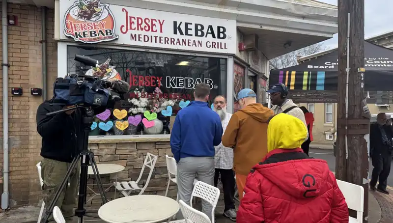 Türk Aile, Yeşil Kart Beklerken Amerika'da Gözaltına Alındı!