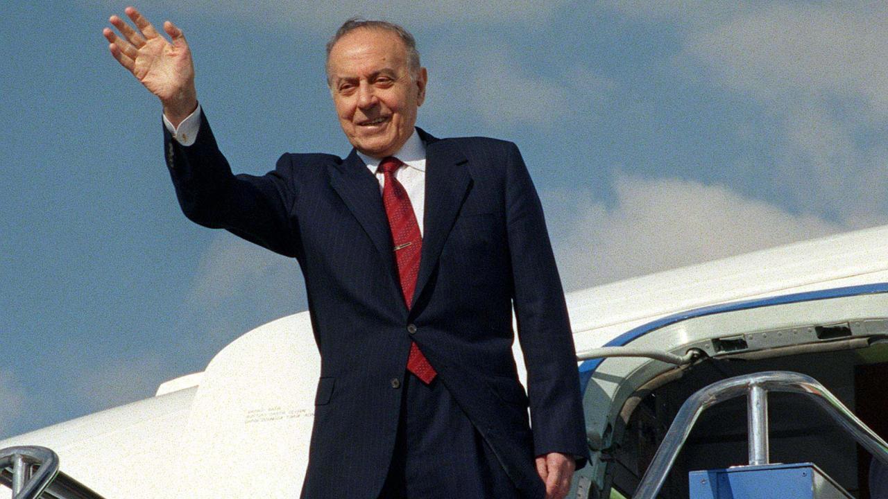 Azerbaycan Devlet Başkanı Haydar Aliyev