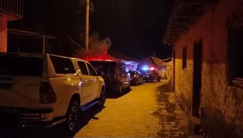 Oğul ve Baba Arasında Korkunç İhanet: Adam Toprağa Verildi