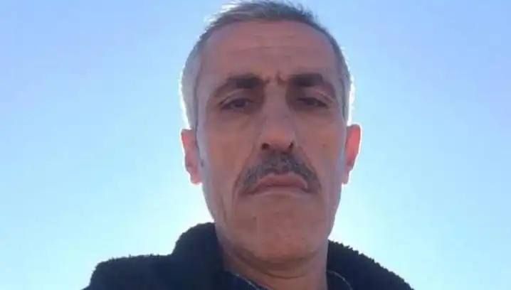 Gençlere "Çime Basmayın" Dedi, Bıçaklı Saldırıyla Karşılaştı!