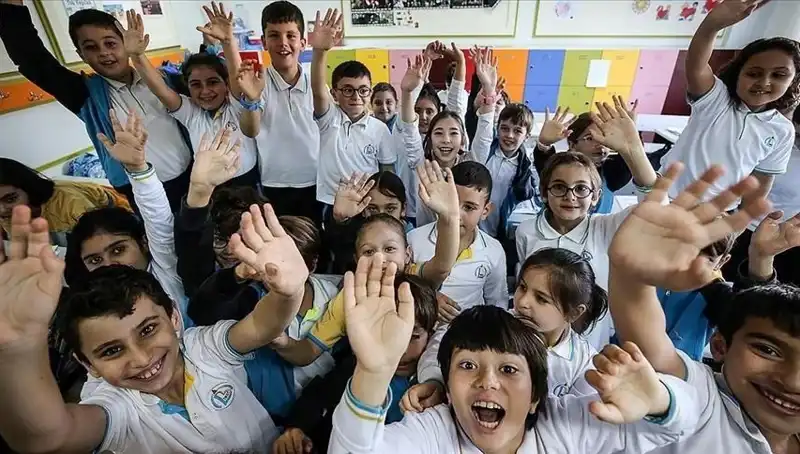 9 Günlük Tatilin Ardından Okul Zilinin Çalması Öğrencileri Nasıl Etkiliyor?