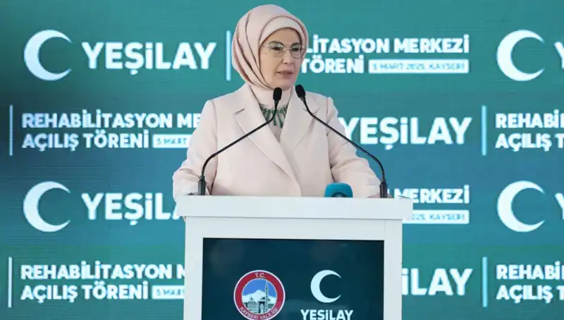 Emine Erdoğan’dan Bağımlılık ile Mücadelede Önemli Mesajlar ve Stratejiler