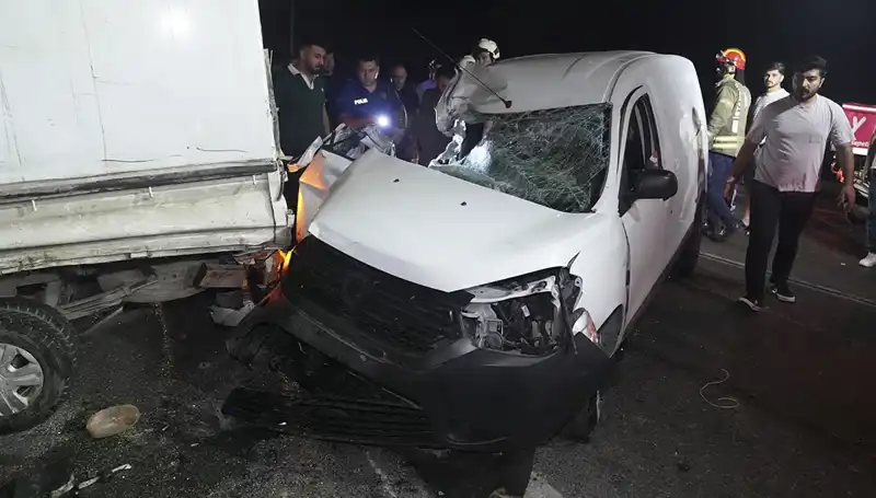 İstanbul’da Feci Kaza: Taksim’de Üç Kişi Yaralandı