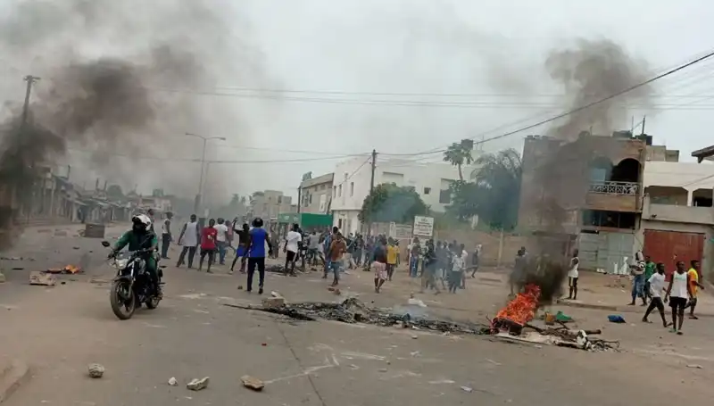 Togo’da Nehirlerde Bulunan Cesetler Protestoları Alevlendirdi