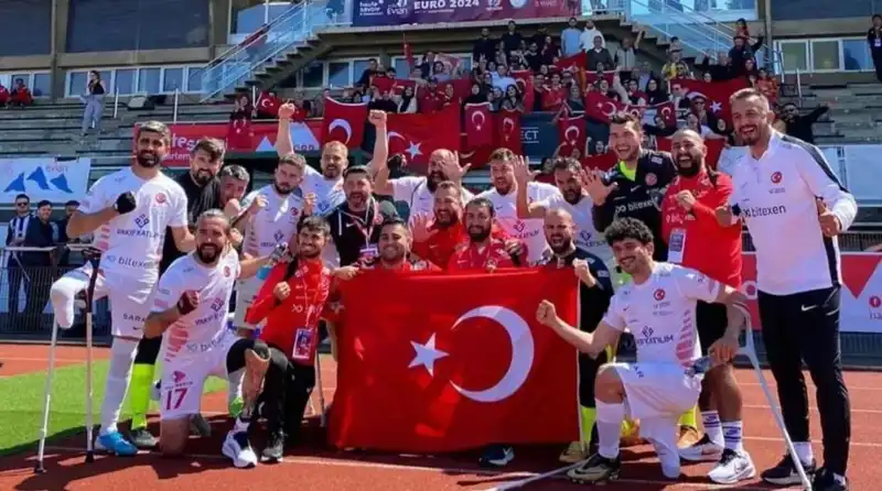 Ampute Futbol Takımı: Şampiyonluktan Şampiyonluğa Koşuyor, Engelsiz Kalplere Umut Oluyor