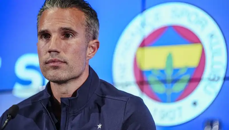 Fenerbahçe'nin Tur Şansı: Robin van Persie'den Çarpıcı Açıklamalar