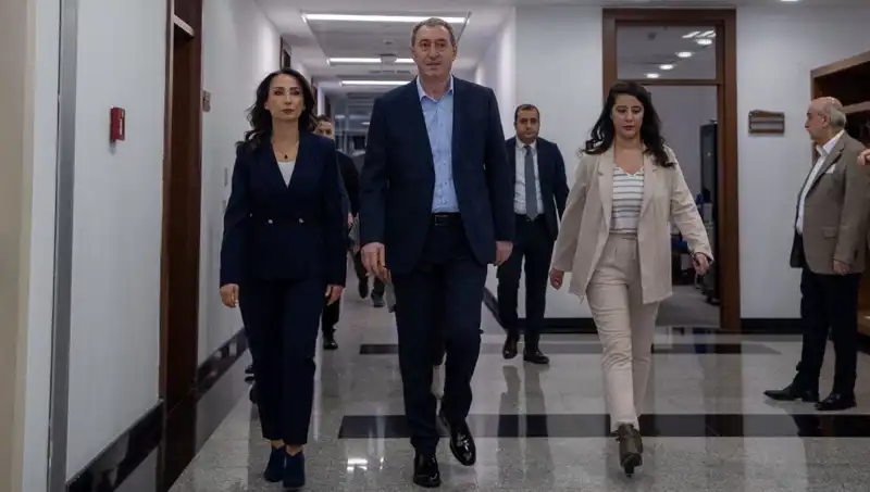 DEM Parti Heyeti, Üç Farklı Parti ile Siyasi Ziyaretlere Devam Ediyor