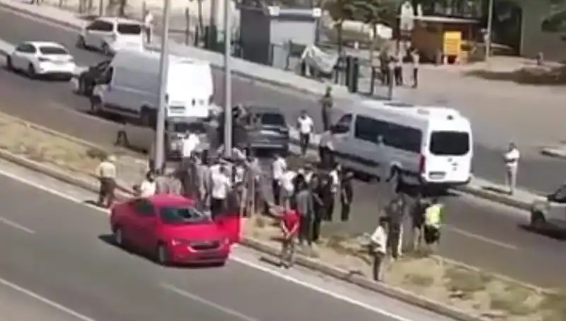 Yolun Karşısına Geçen Yayaya Otomobil Çarptı: Ayrıntılar Ortaya Çıktı